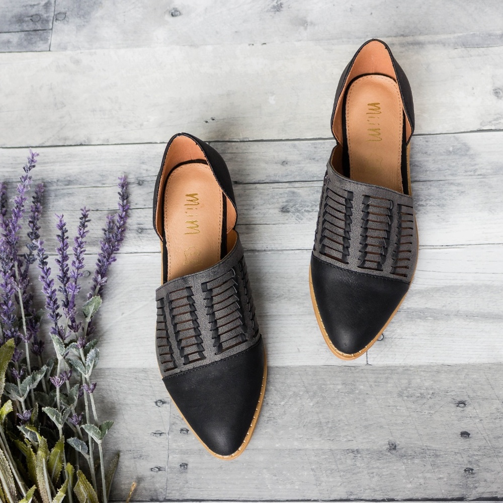 Mi.iM Freesia | Handwoven D'Orsay Shoes - Picture 2 of 3